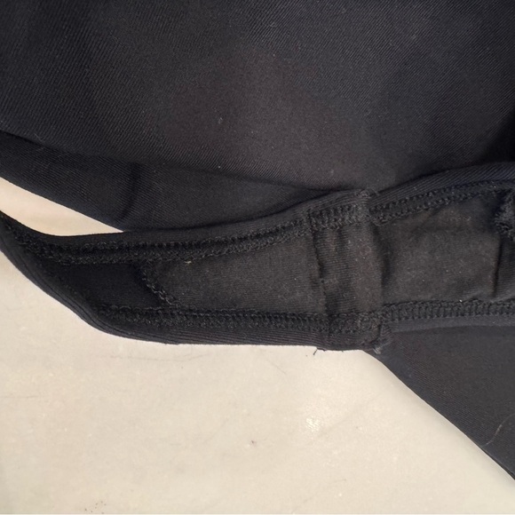 Free People Woman’s Keep It Sleek Bodysuit size XS solid Black Deep V NWOT - Picture 8 of 9